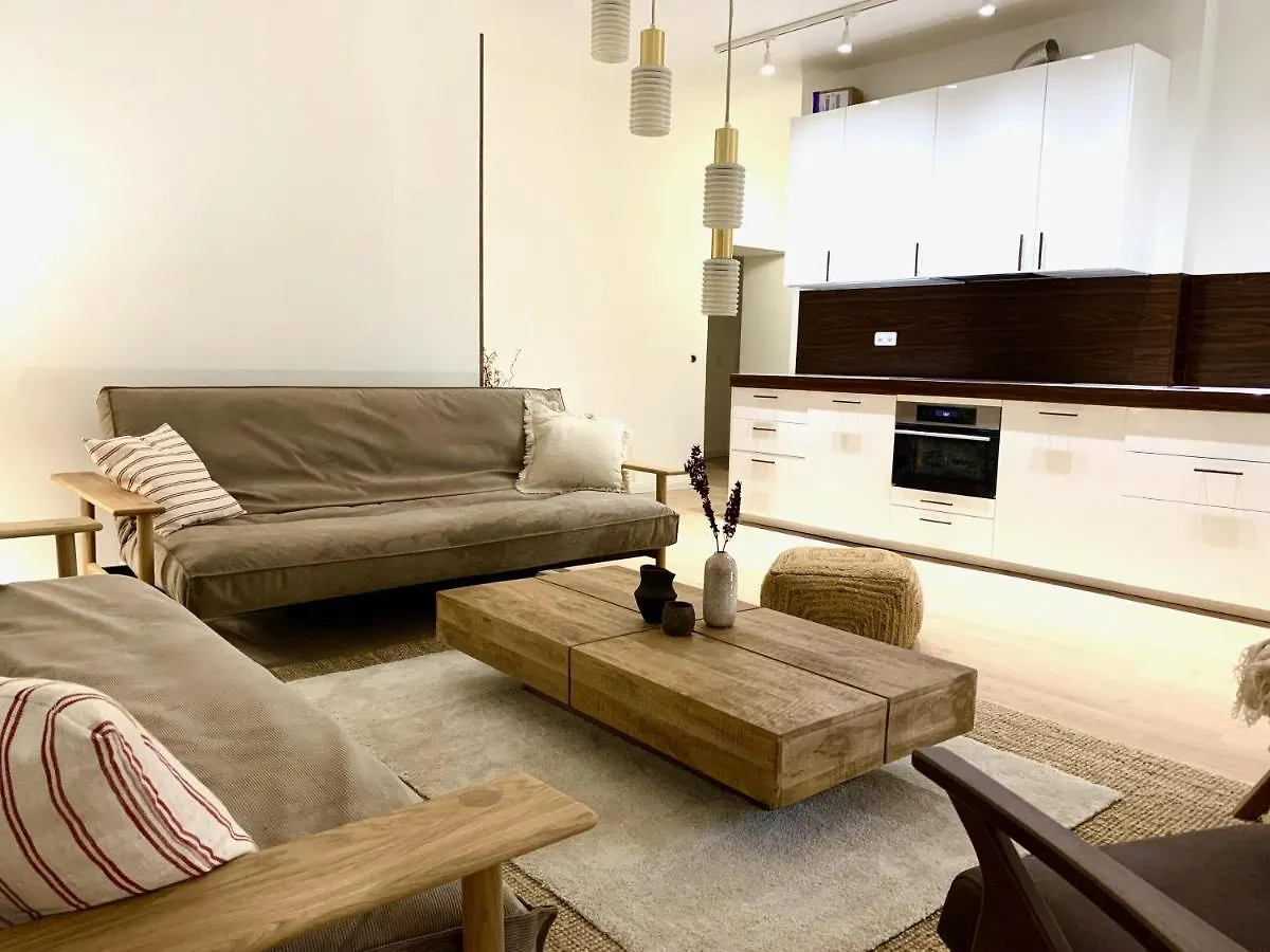 ברלין Cosy, Spacious, And Central דירה