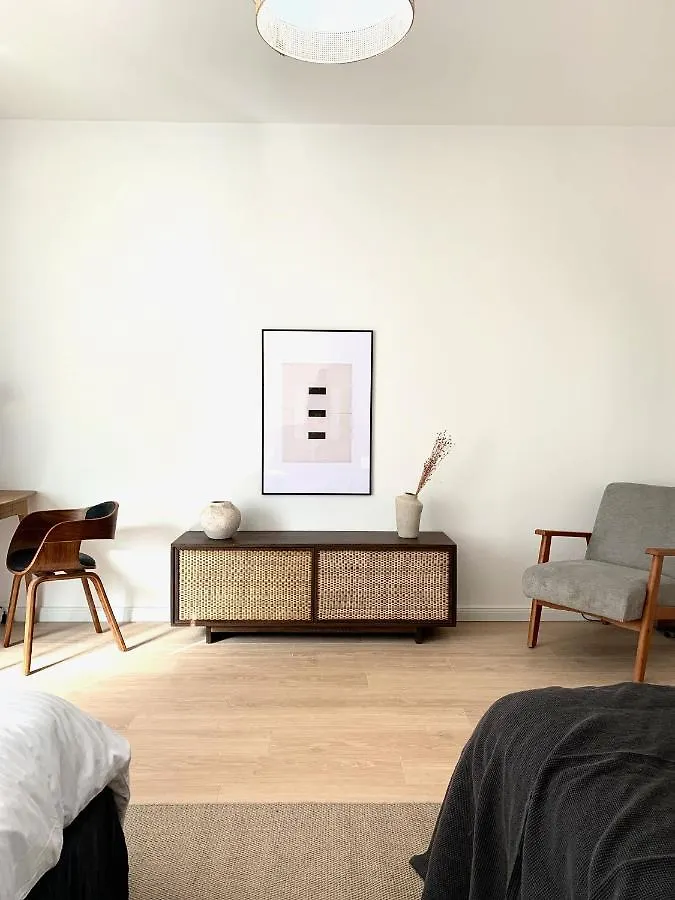 ברלין Cosy, Spacious, And Central